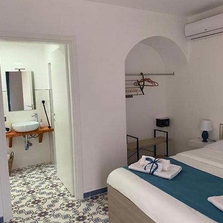 Mini Appartamenti Ballaro Rooms Palermo Eksteriør billede